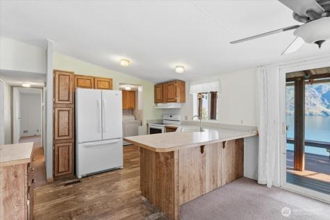 170 Hania Lane Chelan WA 98816