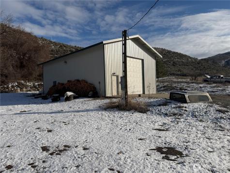 87 Canyon Creek Road Oroville WA 98844