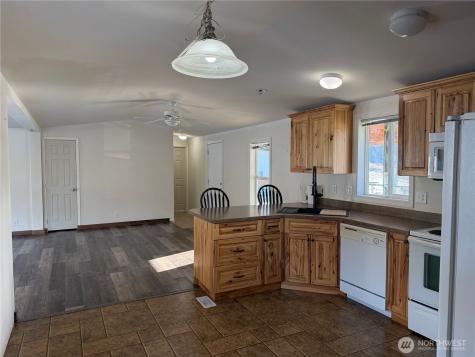 87 Canyon Creek Road Oroville WA 98844