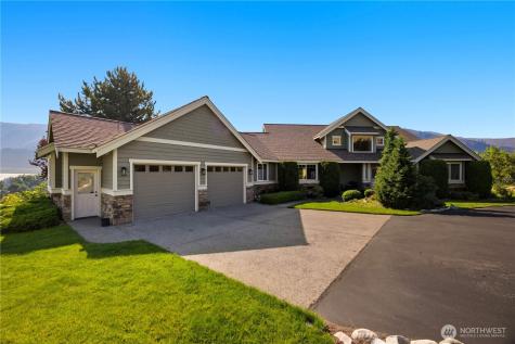 35 Sackett Glen Lane Chelan WA 98816