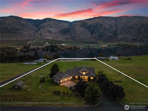 35 Sackett Glen Lane Chelan WA 98816