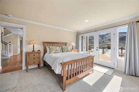 35 Sackett Glen Lane Chelan WA 98816