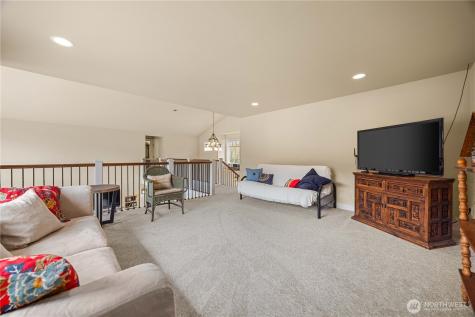 35 Sackett Glen Lane Chelan WA 98816