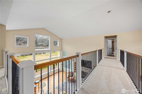 35 Sackett Glen Lane Chelan WA 98816