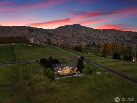 35 Sackett Glen Lane Chelan WA 98816