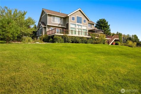 35 Sackett Glen Lane Chelan WA 98816