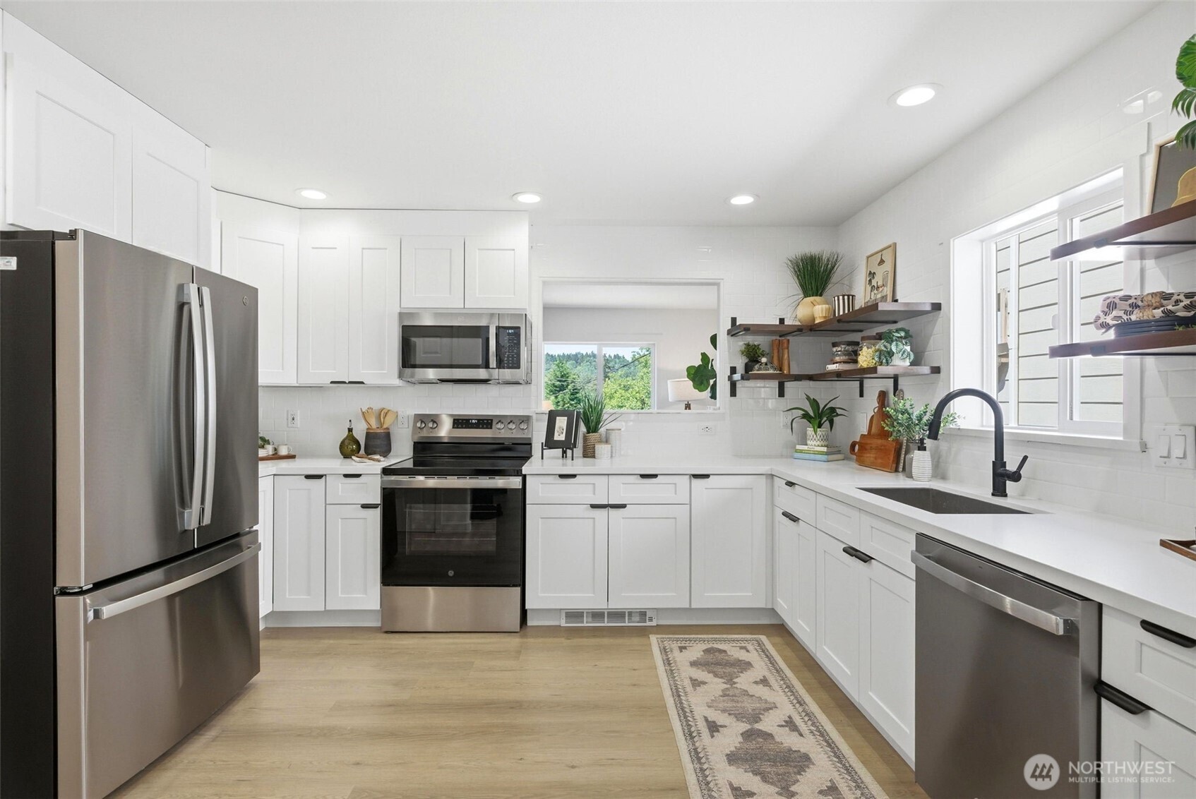5228 23rd Avenue SW Seattle WA 98106