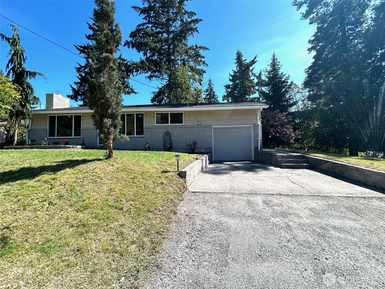 1805 N 167th Street Shoreline WA 98133