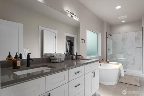 214 Solomon Loop NW East Wenatchee WA 98802