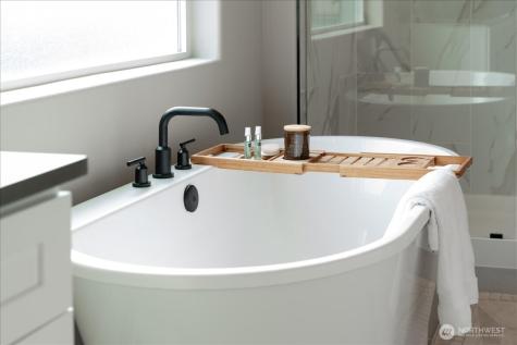 214 Solomon Loop NW East Wenatchee WA 98802