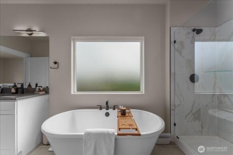 214 Solomon Loop NW East Wenatchee WA 98802