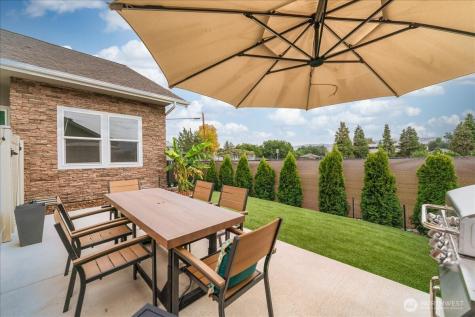 214 Solomon Loop NW East Wenatchee WA 98802