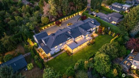 3183 95th Place NE Clyde Hill WA 98004