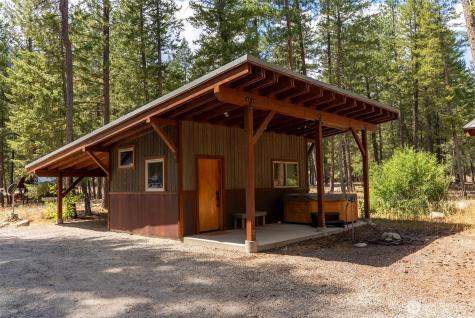 16 Littell Road Mazama WA 98833