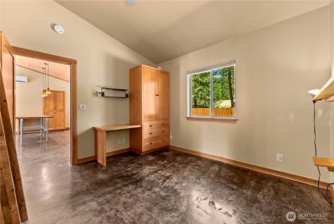 16 Littell Road Mazama WA 98833