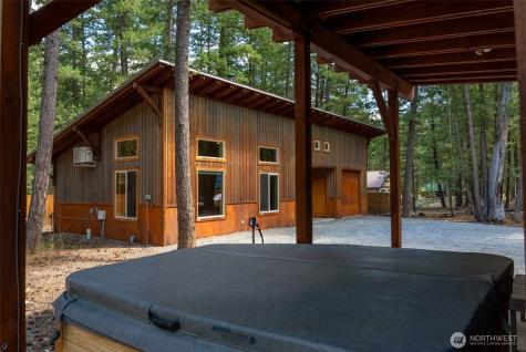 16 Littell Road Mazama WA 98833