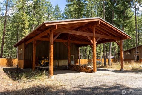16 Littell Road Mazama WA 98833