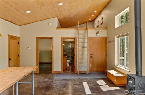 16 Littell Road Mazama WA 98833