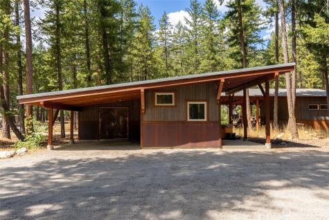 16 Littell Road Mazama WA 98833