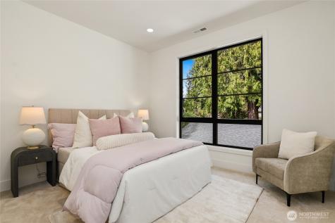 11428 108th Avenue NE Kirkland WA 98033
