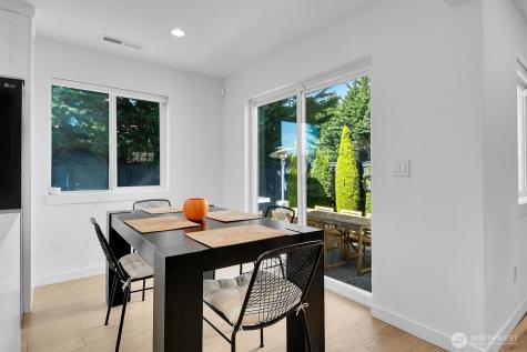 131 Glennwood Renton WA 98056