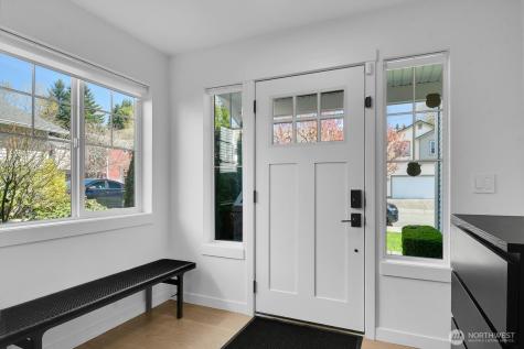 131 Glennwood Renton WA 98056