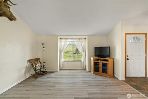 12 Courtney Lane Montesano WA 98563