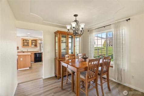 12 Courtney Lane Montesano WA 98563