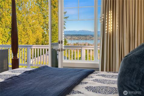 6016 Princeton Avenue NE Seattle WA 98115
