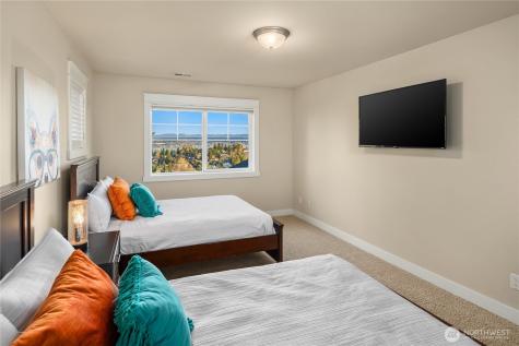 6016 Princeton Avenue NE Seattle WA 98115