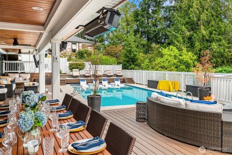 6016 Princeton Avenue NE Seattle WA 98115