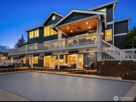 6016 Princeton Avenue NE Seattle WA 98115