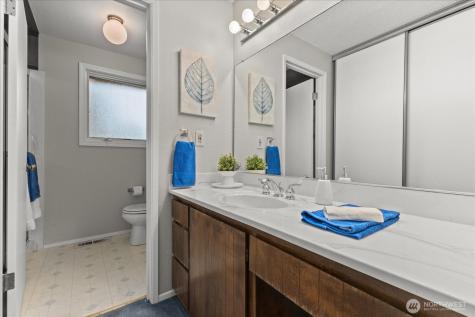 18529 NE 184th Street Woodinville WA 98077