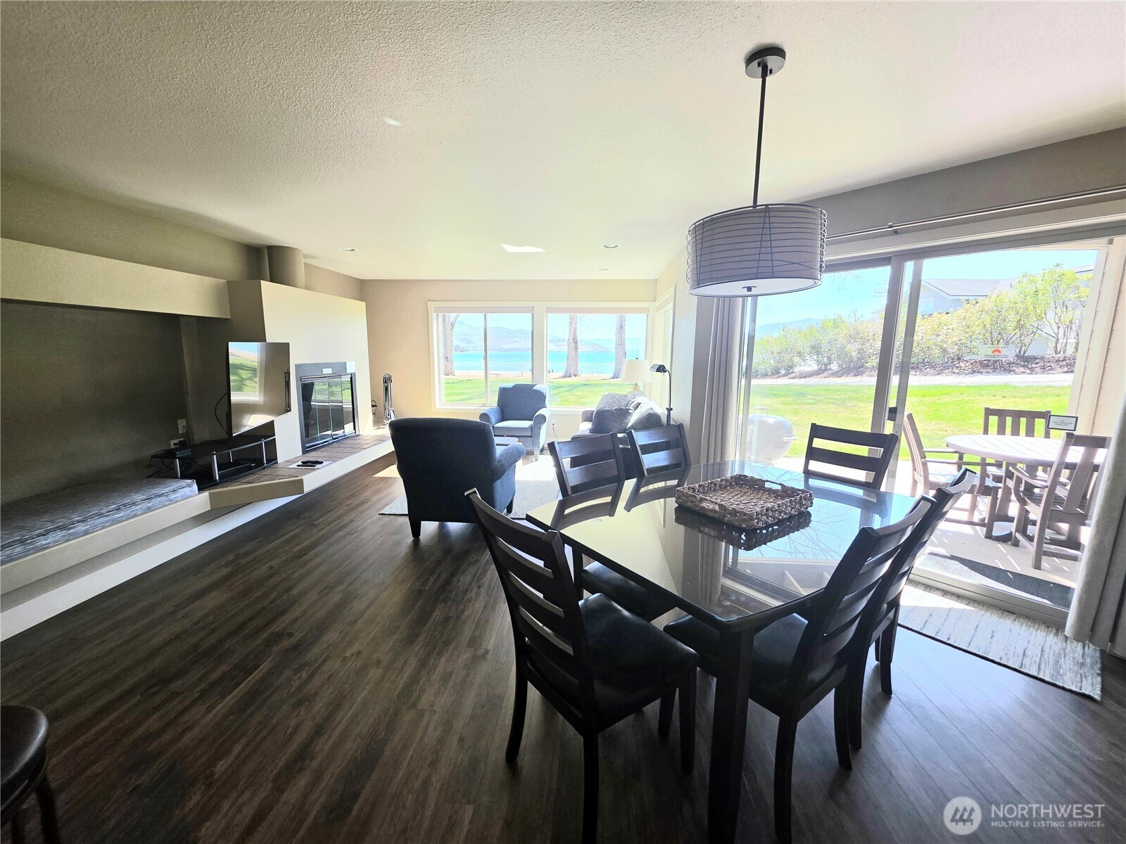 1 Beach 545-e Manson WA 98831