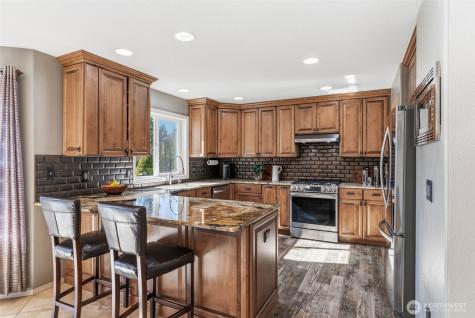 34602 NE 49th Place La Center WA 98629