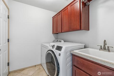 34602 NE 49th Place La Center WA 98629