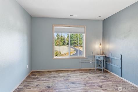 34602 NE 49th Place La Center WA 98629