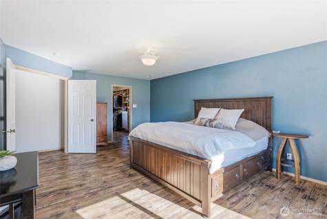 34602 NE 49th Place La Center WA 98629