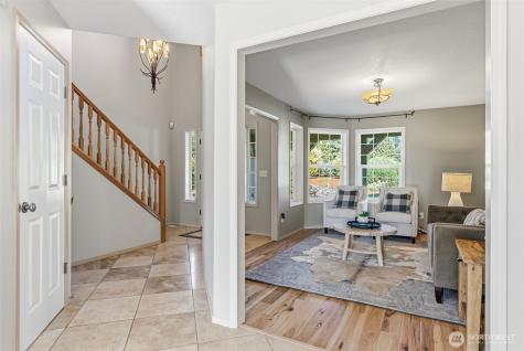 34602 NE 49th Place La Center WA 98629