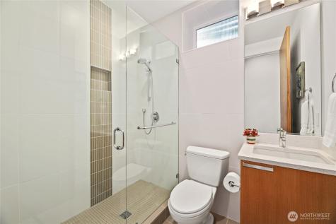3037 NE Harrison Drive Issaquah WA 98029