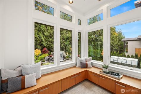 3037 NE Harrison Drive Issaquah WA 98029