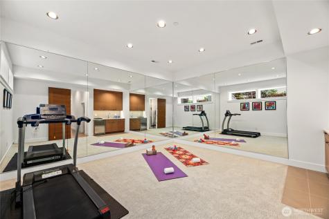 3037 NE Harrison Drive Issaquah WA 98029