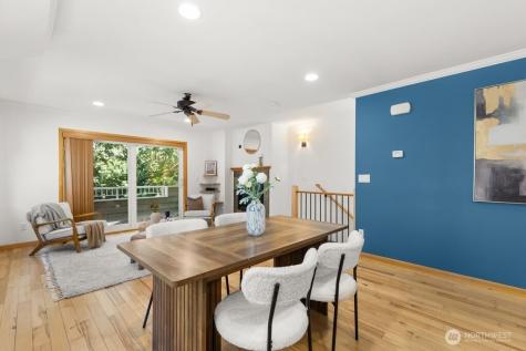 806 N 49th Street Seattle WA 98103