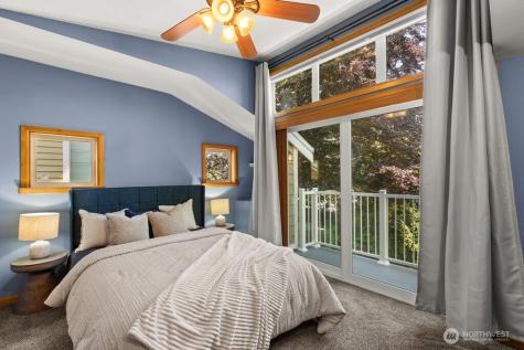 806 N 49th Street Seattle WA 98103