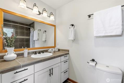 806 N 49th Street Seattle WA 98103