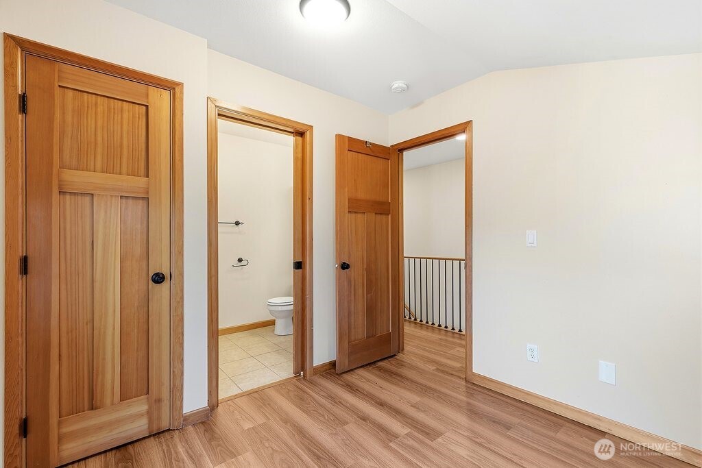 806 N 49th Street Seattle WA 98103