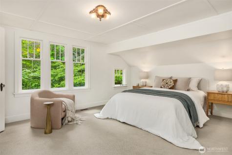 14864 Sivertson Road NE Bainbridge Island WA 98110