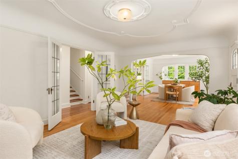 14864 Sivertson Road NE Bainbridge Island WA 98110