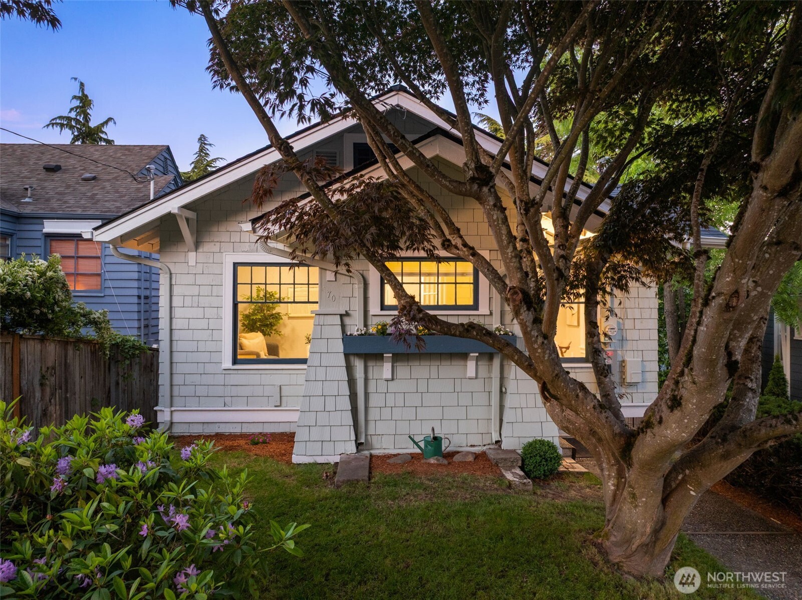 5706 35th Ave NE Seattle WA 98105