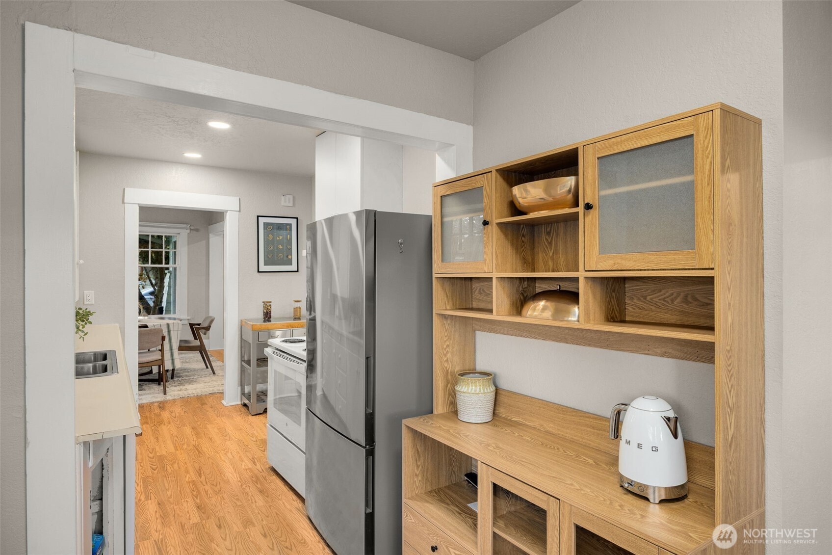 5706 35th Ave NE Seattle WA 98105